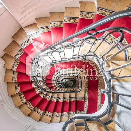 Apartment Lovely Parisian Flat - Perfect Location *